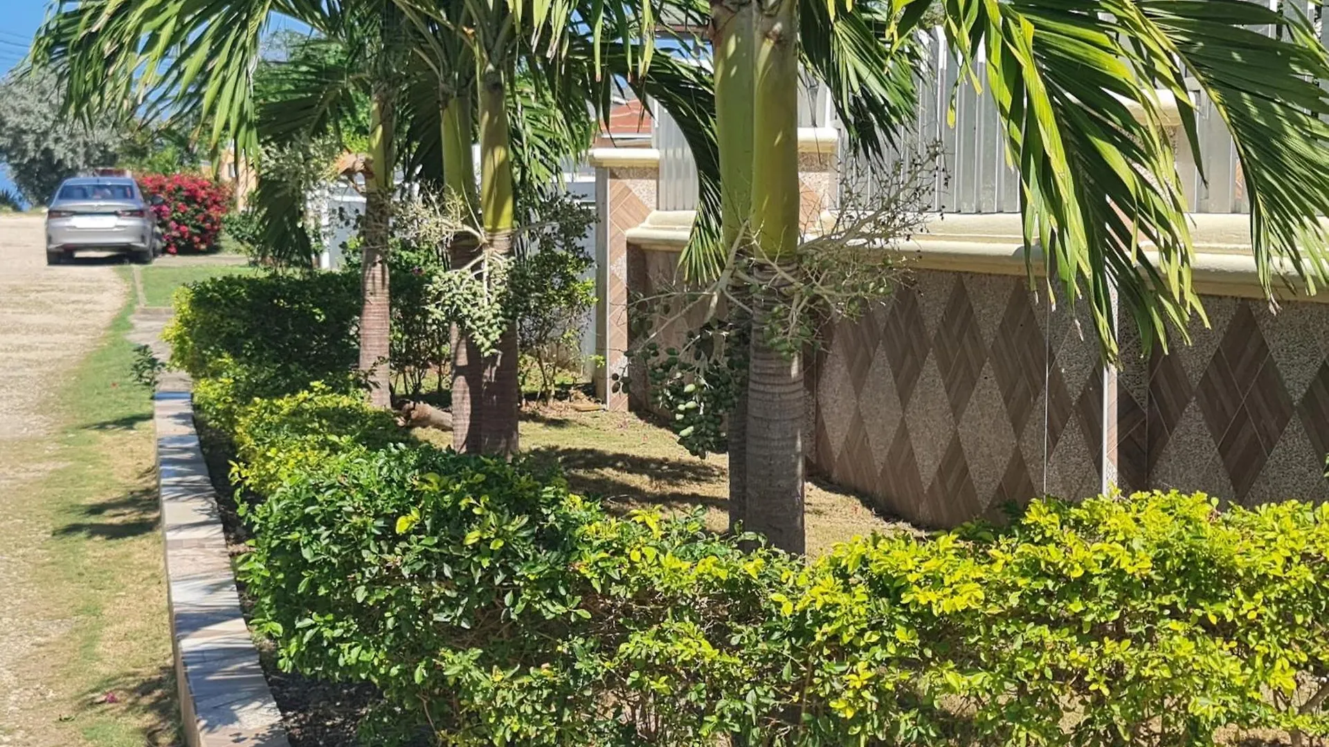 Paradise Place Grande Discovery Bay Gasthuis