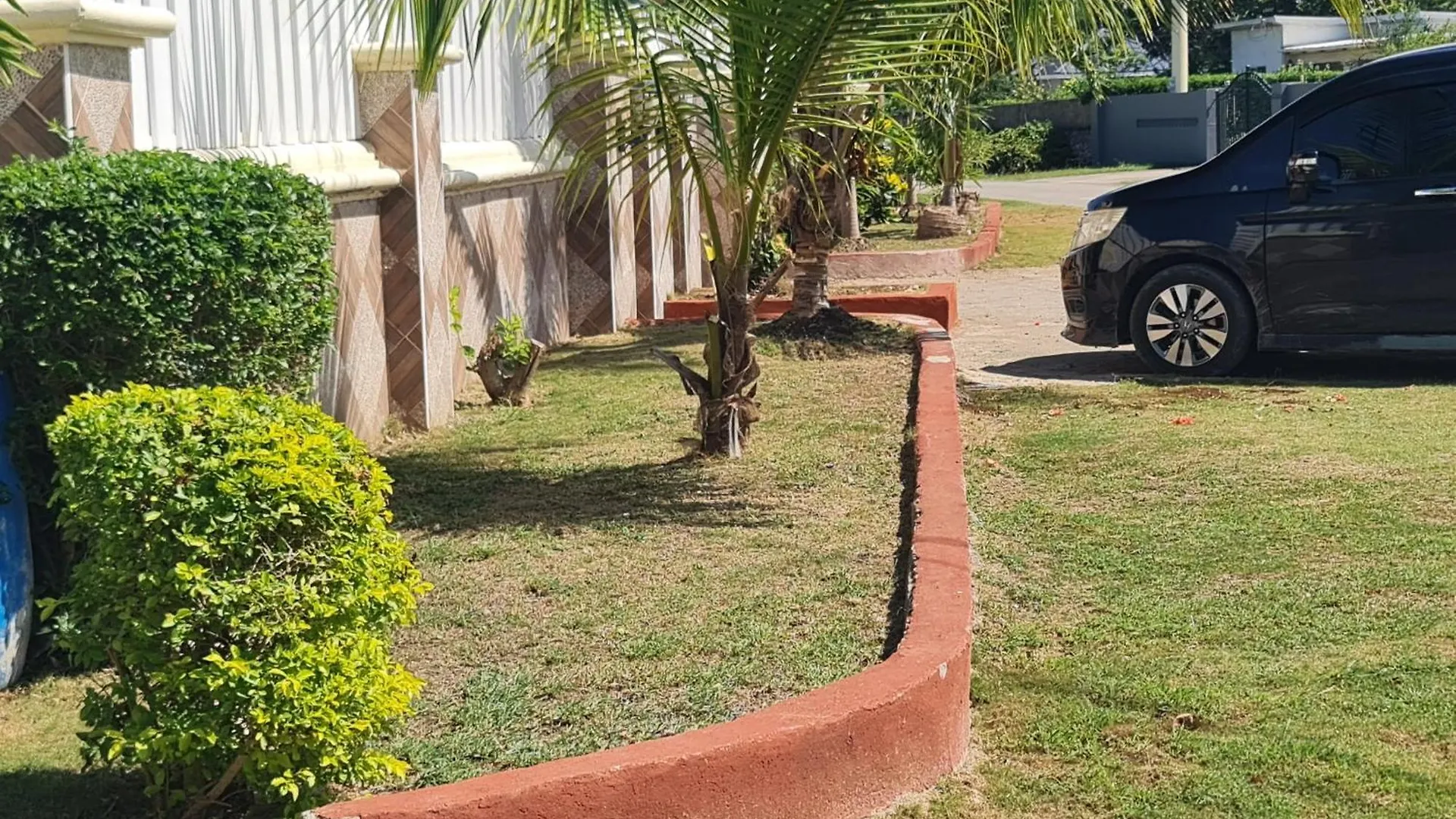 Paradise Place Grande Discovery Bay Gasthuis